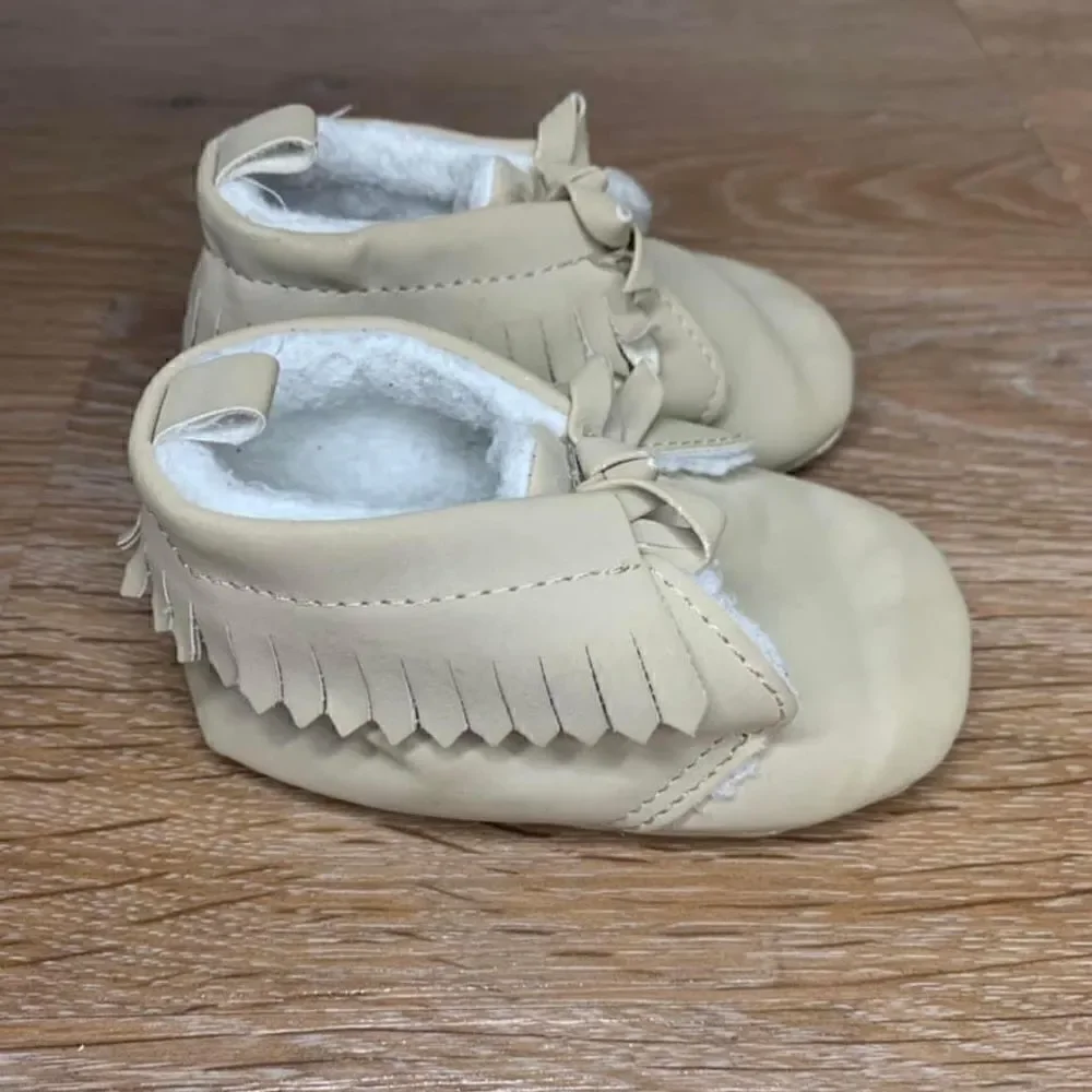 Carter’s 3-6 Months Baby Girl Shoes